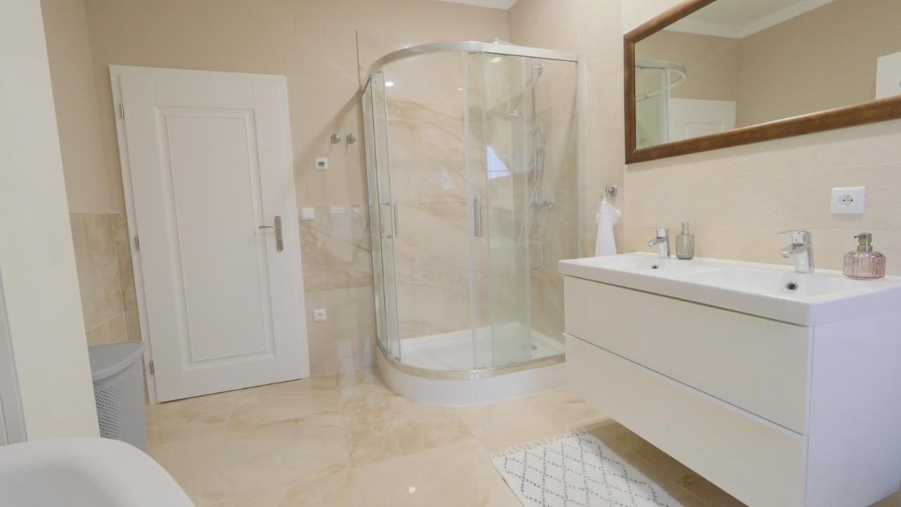 Apartmanovy Dom S Virivkou, Pod Secnom, Liptovsky Jan Villa Liptovsky Mikulas Bagian luar foto