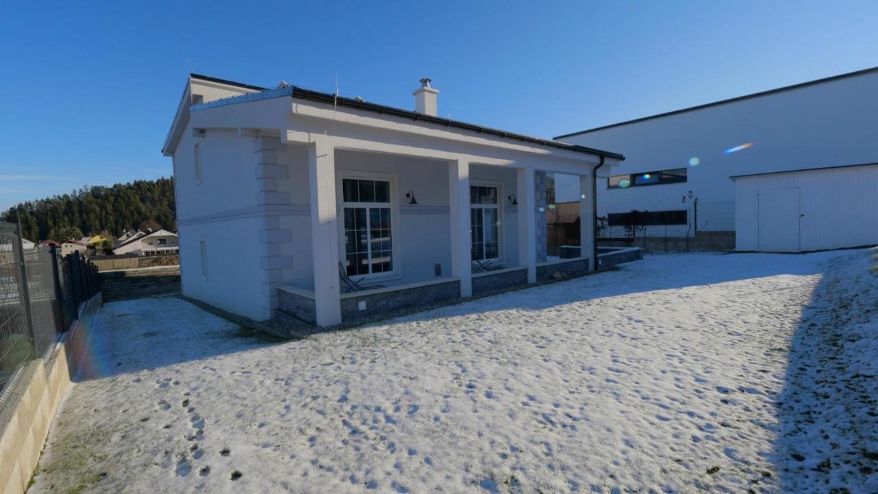 Apartmanovy Dom S Virivkou, Pod Secnom, Liptovsky Jan Villa Liptovsky Mikulas Bagian luar foto
