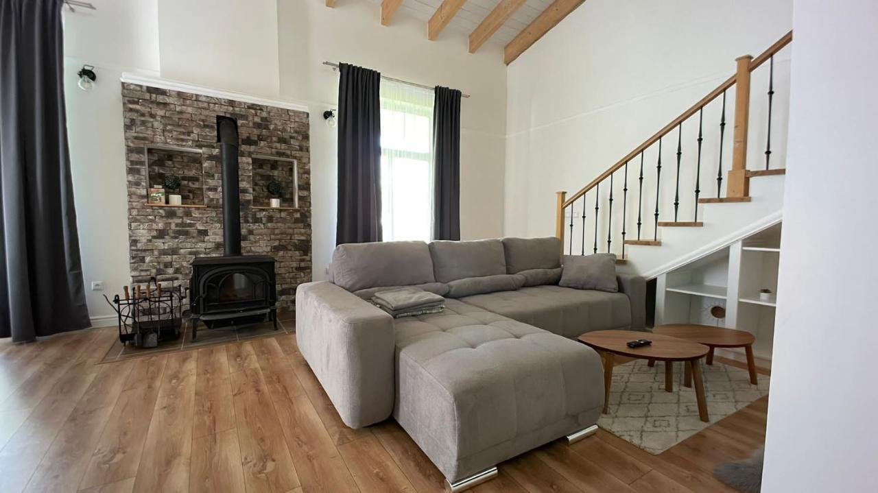 Apartmanovy Dom S Virivkou, Pod Secnom, Liptovsky Jan Villa Liptovsky Mikulas Bagian luar foto